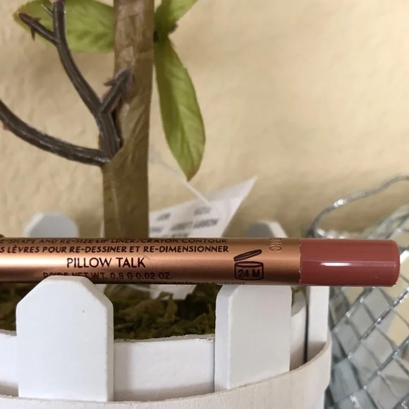 Charlotte Tilbury Lip Cheat in Pillow Talk - Picture 2 of 4